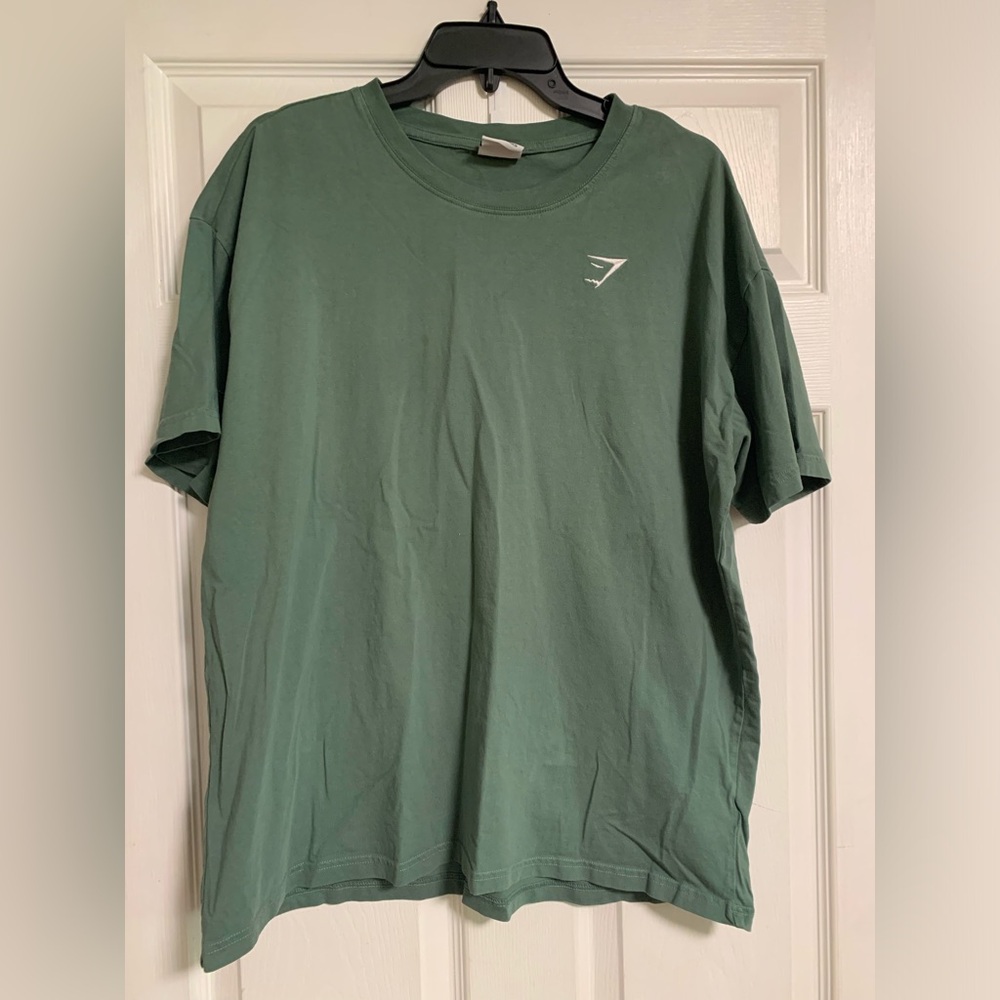Men’s green gymshark shirt